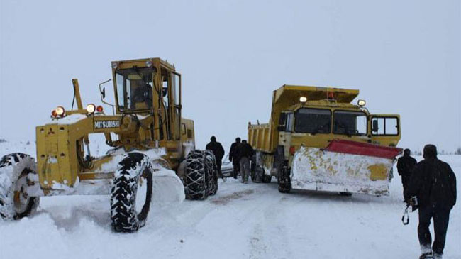 14 köy yolu ulaşıma kapalı