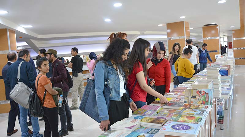 Kitap Günleri Fuarı Başladı