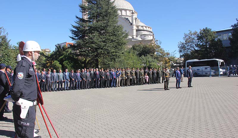 29 Ekim Cumhuriyet Bayramı Çelenk Sunma Töreni