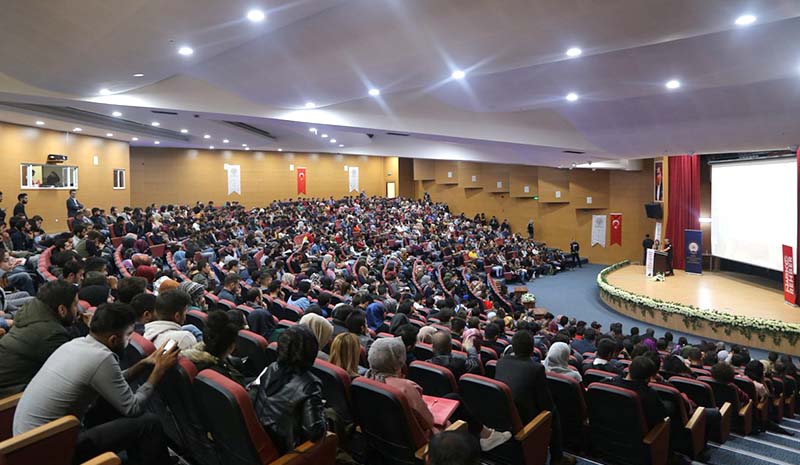 BÜ öğrencilerine Madde Bağımlılığı Semineri