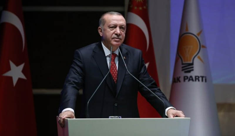Erdoğan uyardı: AK Parti`de yeri yok!