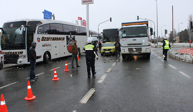 Elazığ-Bingöl yolu açıldı