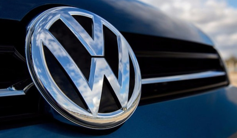 Volkswagen`in başı dertte! 401 bin müşteri için dava açıldı