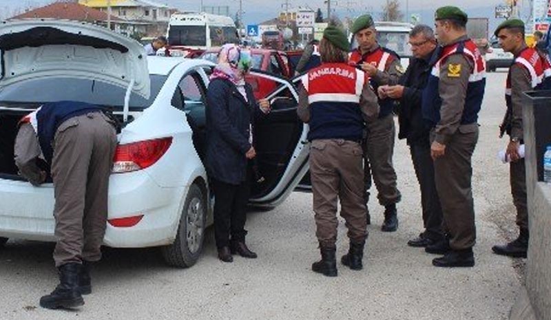 4 bin 982 kişi hakkında işlem yapıldı