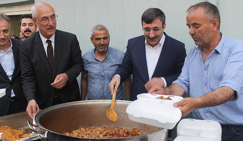 Yılmaz: `Seçmeninin Hakkını Koruyamayan Milletinde Hakkını Koruyamaz`