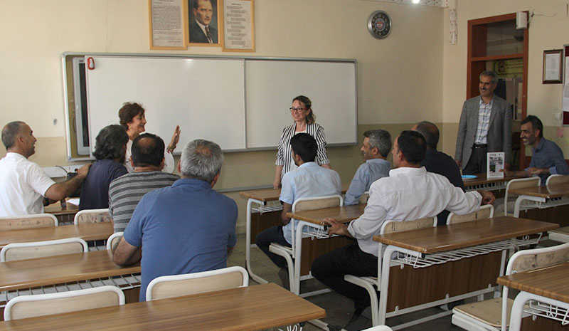 28 yıl sonra bir araya gelerek ders işlediler