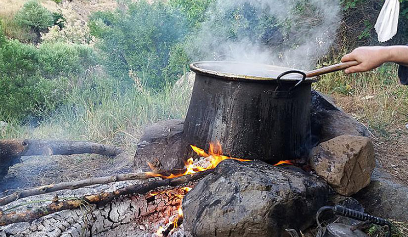 Pekmez yapımı başladı