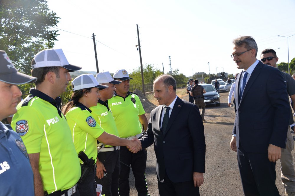 En mutlu günümüze acı karışmasın, üzülmeyelim