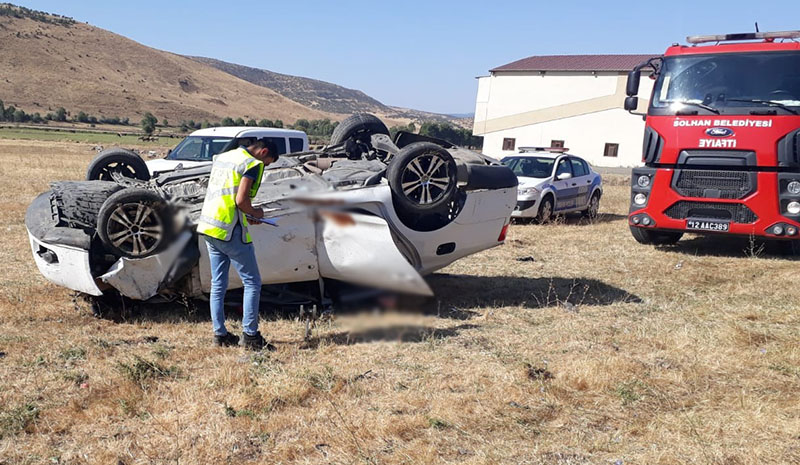 Kaza yapan öğretmen hayatını kaybetti