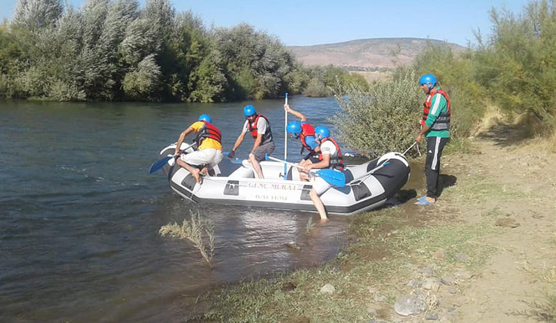 Rafting takımı destek bekliyor