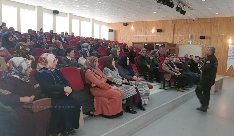 Birlik üyelerine uyuşturucu semineri verildi