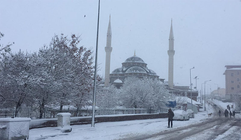 İlçelerde kar yağdı