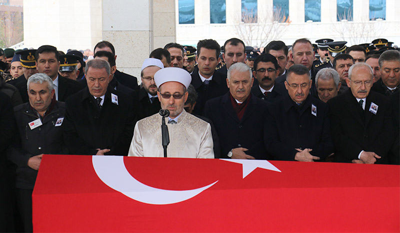 Şehit astsubay son yolculuğuna uğurlandı