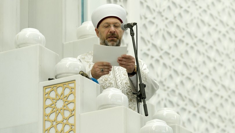 Diyanet`ten Cuma namazı kararı