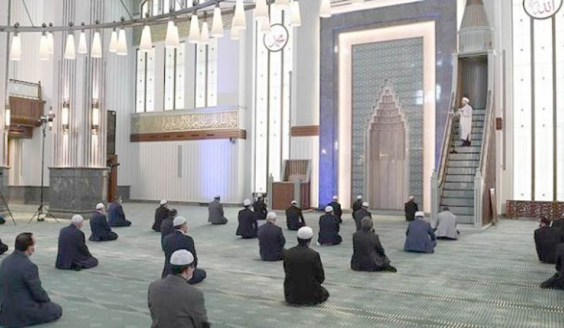 Diyanet`ten bayram namazı açıklaması