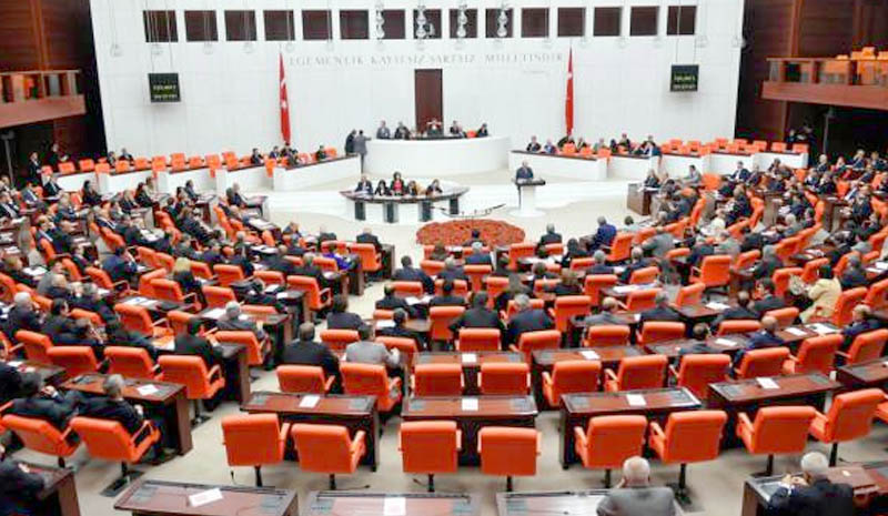 Memur alımında yeni dönem! Kanun teklifi kabul edildi