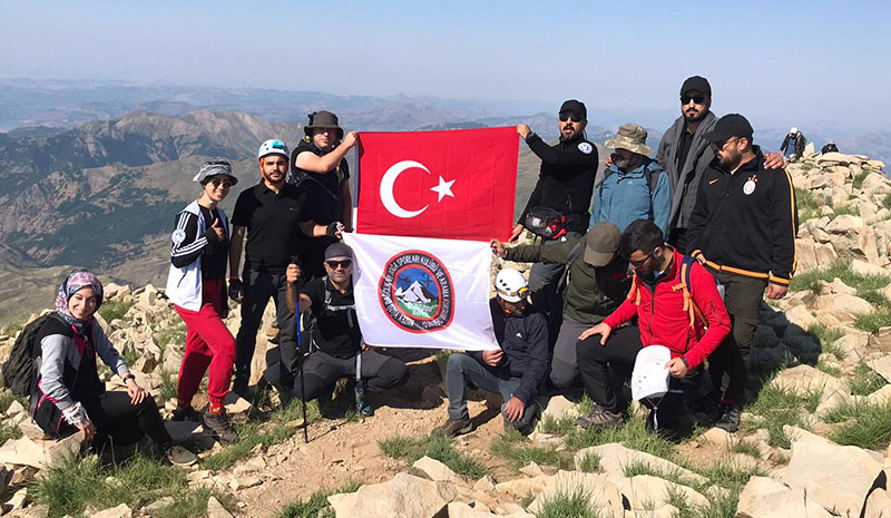Dağcılar, Sülbüs Dağı`na Tırmandı