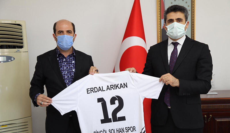 Arıkan`dan Solhanspor`a Destek