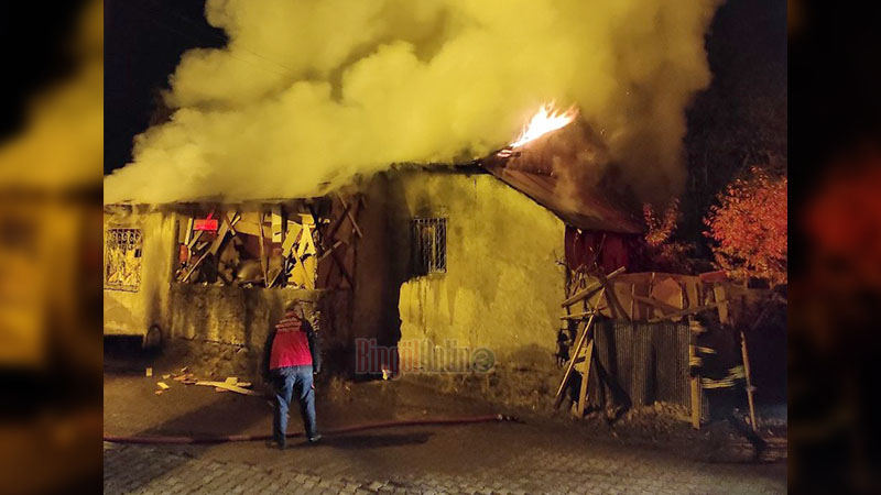 Gece Yarısı Korkutan Yangın