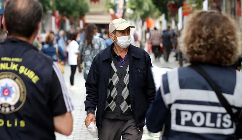 Polis maske takmayana ceza kesebilir mi?