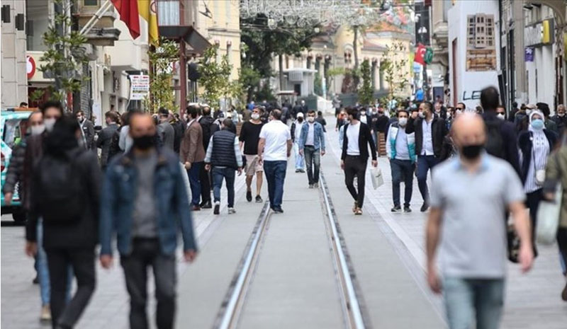 Bilim Kurulu Üyesinden kısıtlama ve maske açıklaması