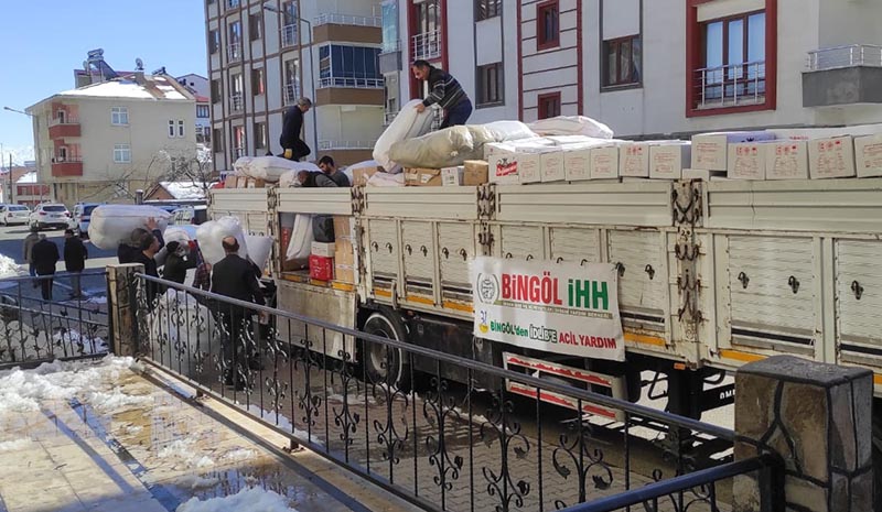 Bingöl`den Suriye`ye 31. İnsani Yardım Tırı