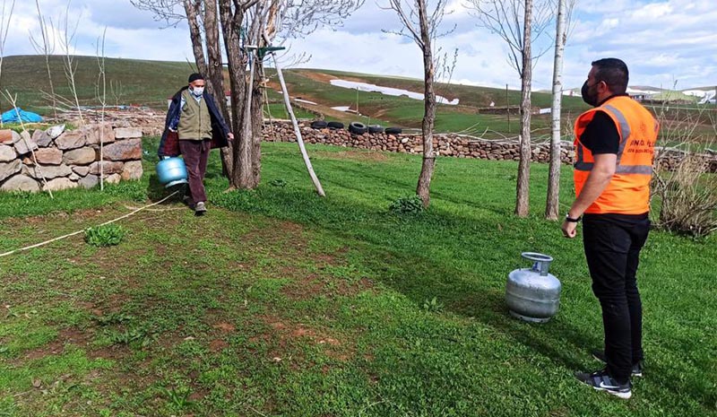 Vefa grupları ihtiyaçları karşılıyor