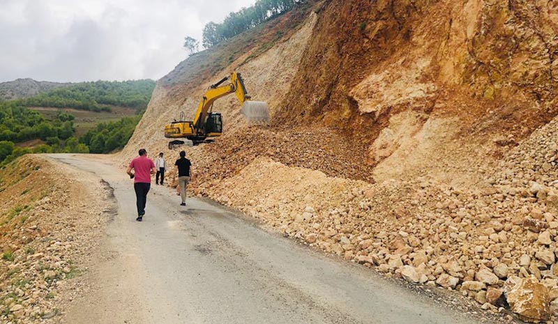 Karer grup yolunda çalışmalar başladı