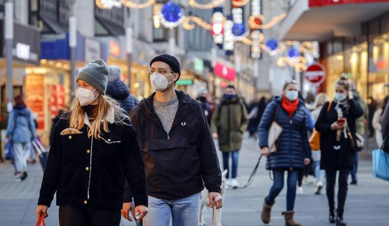 Vakaların 5 bine düşmesinden sonra bakandan tam açılma mesajı