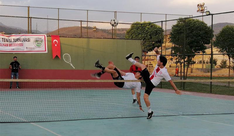 Solhan`da `Ayak Tenisi Turnuvası` düzenlendi