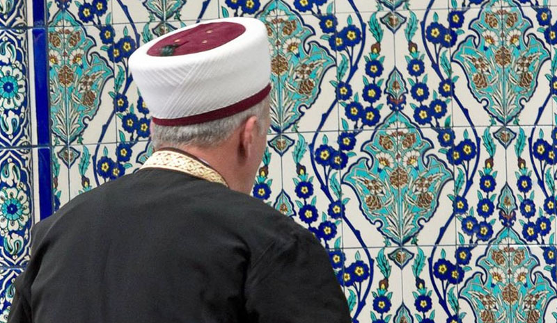 İmam olabilmek için yeni şart geliyor