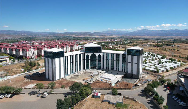 Hizmet binası yüzde 95 tamam!