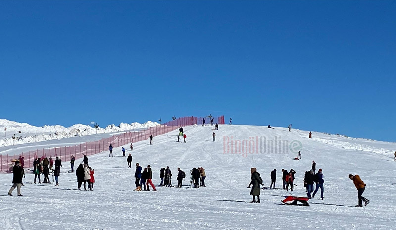 Hesarek Kayak Merkezi ilk misafirlerini ağırladı