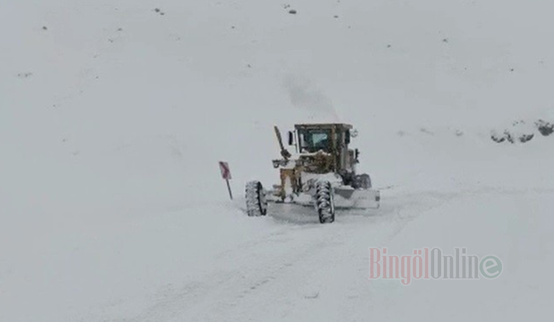 Tipi, açılan köy yollarını yeniden ulaşıma kapattı