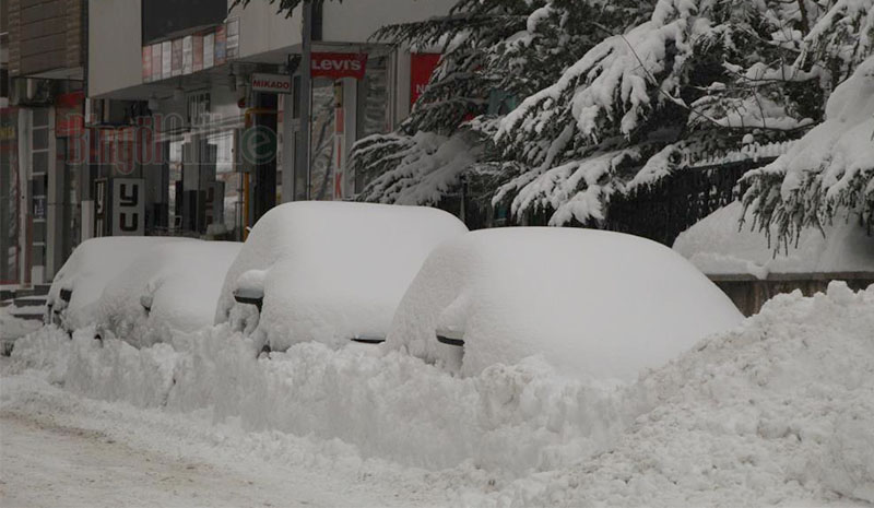 281 köy yolu ulaşıma kapandı