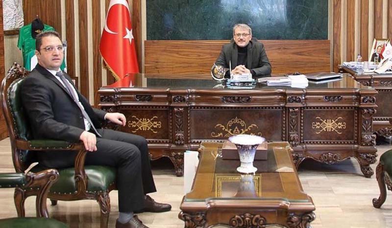 Vali Ekinci`den Resmi İlan Genelgesi