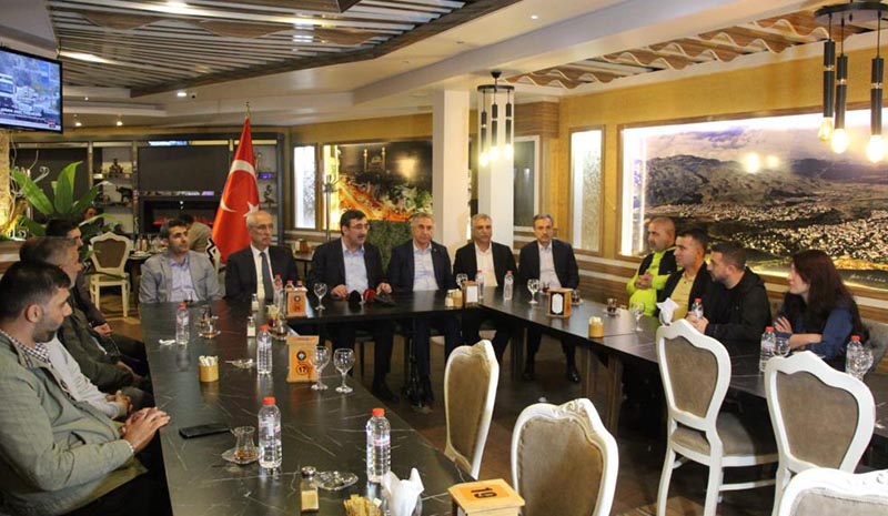 Yılmaz: `Terör kalkınmanın da, demokrasinin de düşmanıdır`