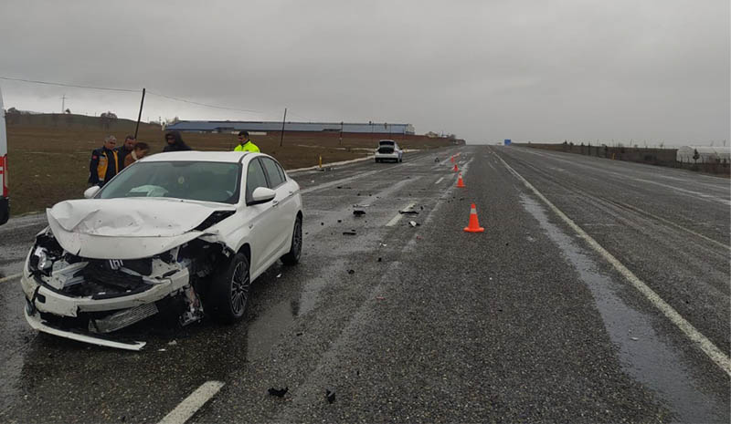 Nisan ayında 74 trafik kazası meydana geldi