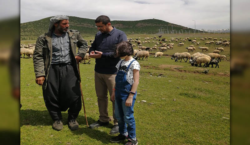 Göçerlere Hayvan Hastalıkları Anlatıldı