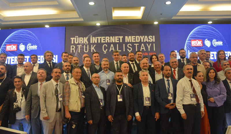 `İnternet haberciliği tıklanma eksenli değil hakikat eksenli olmalı`