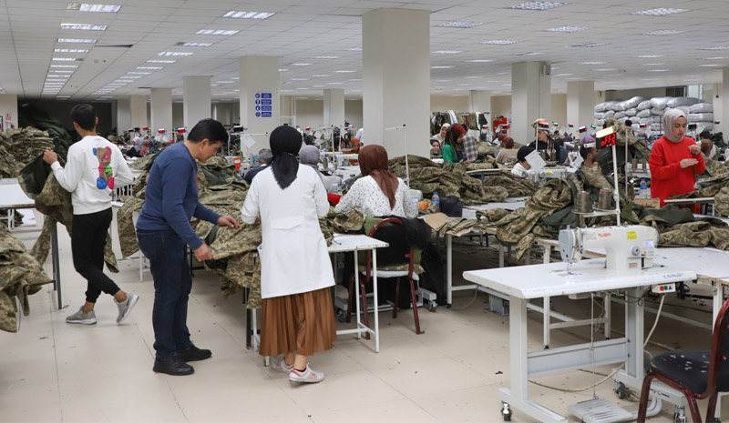 Ukrayna ordusunun kamuflajları Bingöl`de üretiliyor