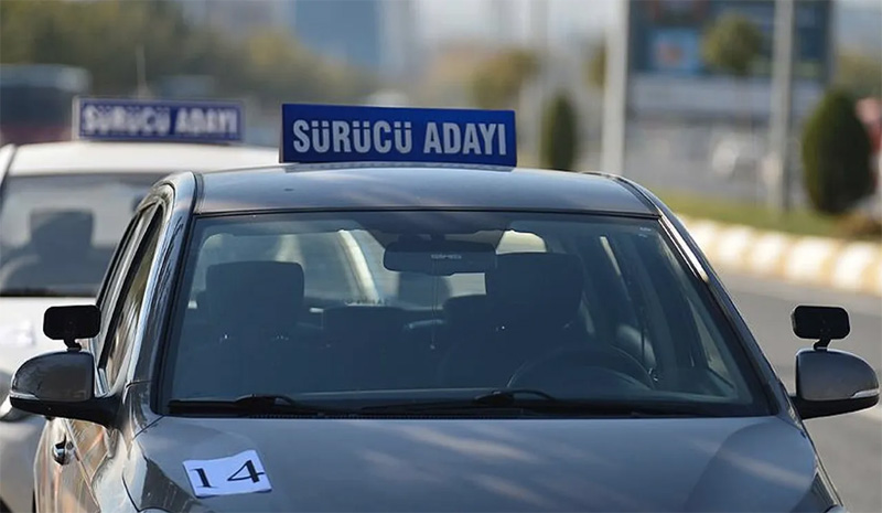 Sürücü kursu ve ehliyet fiyatları 7 bin lirayı aştı!