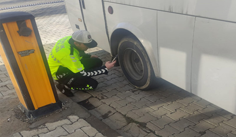 Kış lastiği denetimi yapıldı