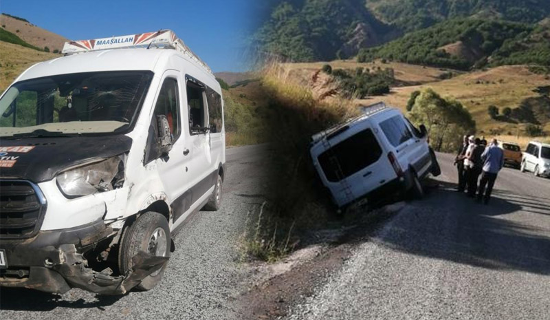 Bingöl`de minibüs devrildi: 12 yaralı