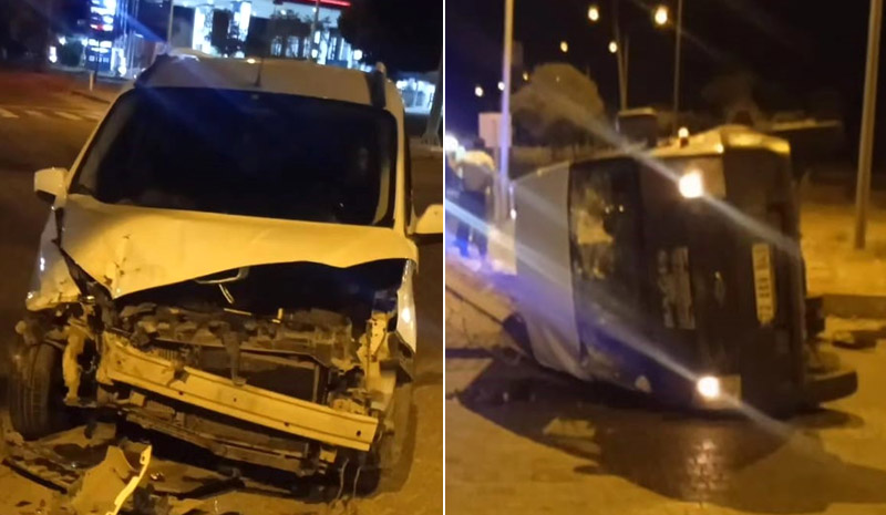 Bingöl`de hafif ticari araçla minibüs çapıştı: 7 yaralı