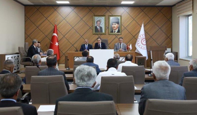 Vali Usta`dan encümenlere ‘azami gayret` mesajı