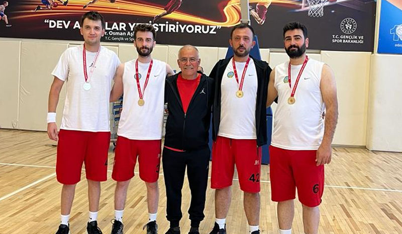 Bingöl Havalimanı basketbol takımı Türkiye finalinde