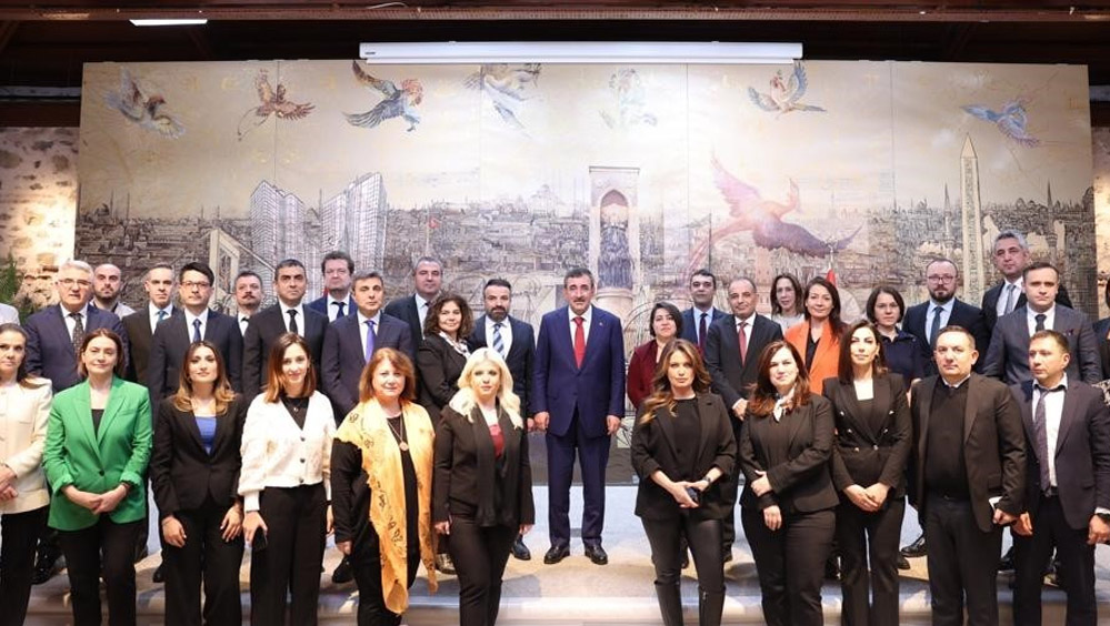 Yılmaz: SSK, Bağkur ve memur emekli aylıklarını dengeye taşıyacağız