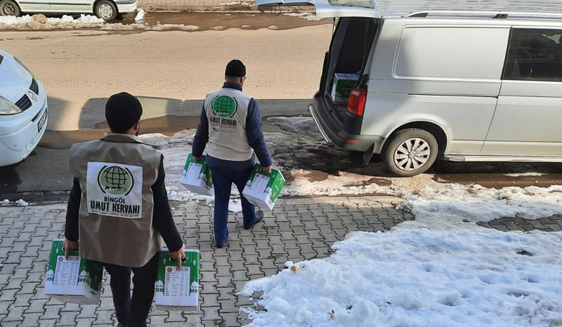 Bingöl Umut Kervanı`ndan 291 aileye yardım