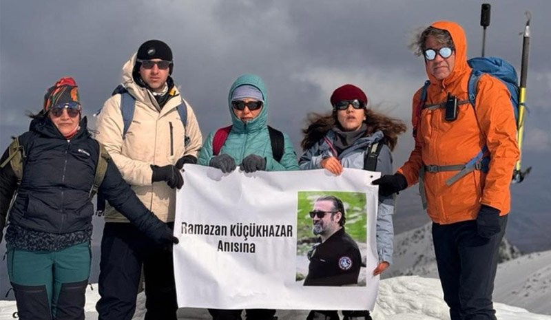 Ramazan Küçükhazar anısına Hazarbaba Dağı`na tırmandılar